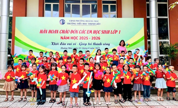 TRƯỜNG TIỂU HỌC THỊNH LIỆT HÂN HOAN CHÀO ĐÓN CÁC EM HỌC SINH LỚP 1 NĂM HỌC 2025 - 2026- Ảnh 1.
