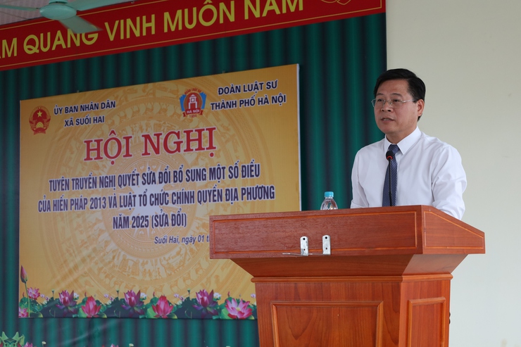 UBND xã Suối Hai tổ chức Hội nghị tuyên truyền Nghị quyết sửa đổi Hiến pháp và Luật Tổ chức chính quyền địa phương hai cấp- Ảnh 1.