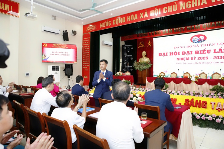 Ngày làm việc thứ nhất Đại hội đại biểu Đảng bộ xã Thiên Lộc lần thứ Nhất, nhiệm kỳ 2025 - 2030- Ảnh 3.
