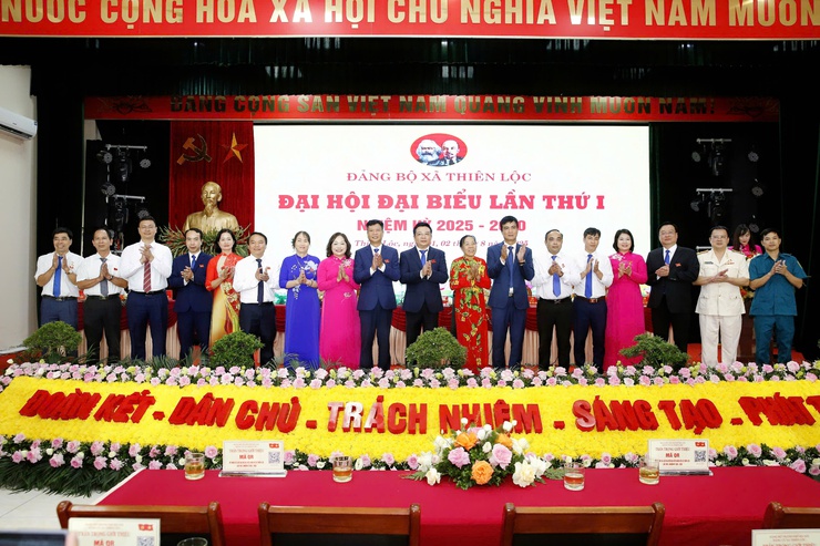 Ngày làm việc thứ nhất Đại hội đại biểu Đảng bộ xã Thiên Lộc lần thứ Nhất, nhiệm kỳ 2025 - 2030- Ảnh 19.