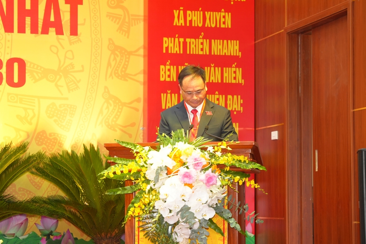 Phiên làm việc đầu tiên của Đại hội đại biểu Đảng bộ xã Phú Xuyên lần thứ I, nhiệm kỳ 2025 - 2030- Ảnh 8.