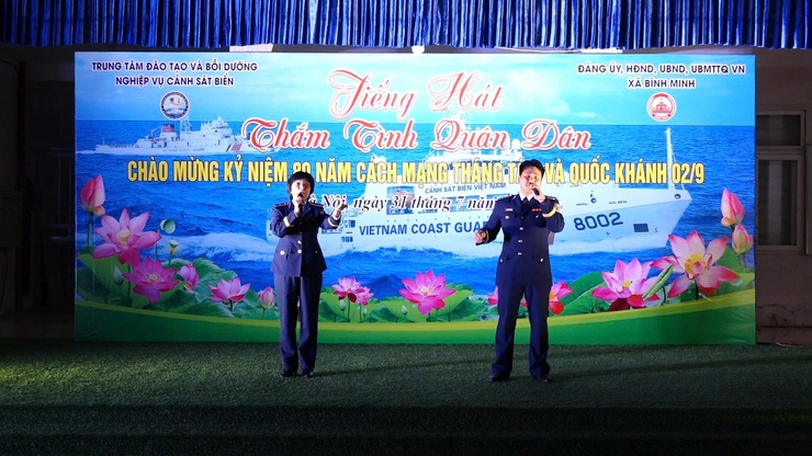 Giao lưu văn hoá, văn nghệ " Thắm tình quân dân"- Ảnh 2.