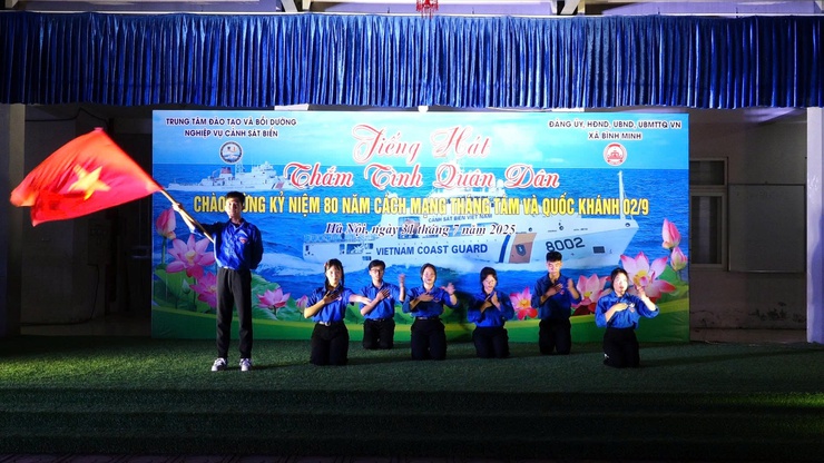 Giao lưu văn hoá, văn nghệ " Thắm tình quân dân"- Ảnh 3.