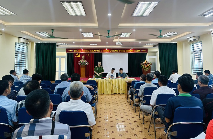 UBND PHƯỜNG TRIỂN KHAI CÔNG TÁC LẤY Ý KIẾN NHÂN DÂN VỀ ĐỔI TÊN CÁC TDP VÀ RÀ SOÁT DỮ LIỆU DÂN CƯ SAU SẮP XẾP LẠI ĐƠN VỊ HÀNH CHÍNH- Ảnh 1.