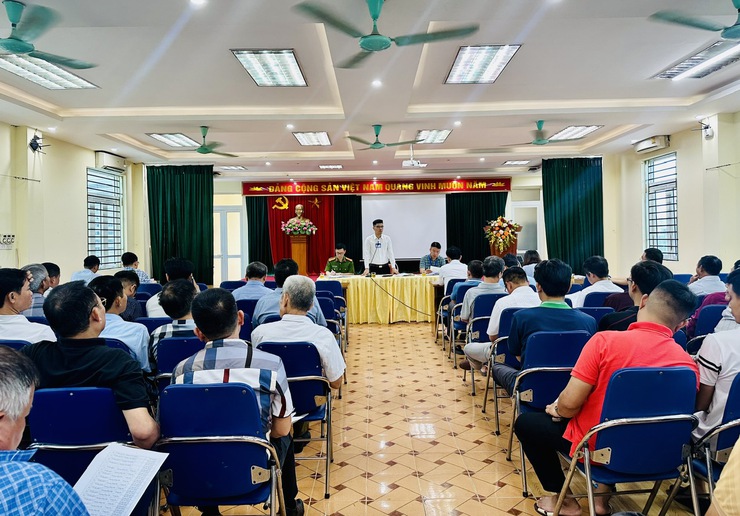 UBND PHƯỜNG TRIỂN KHAI CÔNG TÁC LẤY Ý KIẾN NHÂN DÂN VỀ ĐỔI TÊN CÁC TDP VÀ RÀ SOÁT DỮ LIỆU DÂN CƯ SAU SẮP XẾP LẠI ĐƠN VỊ HÀNH CHÍNH- Ảnh 3.