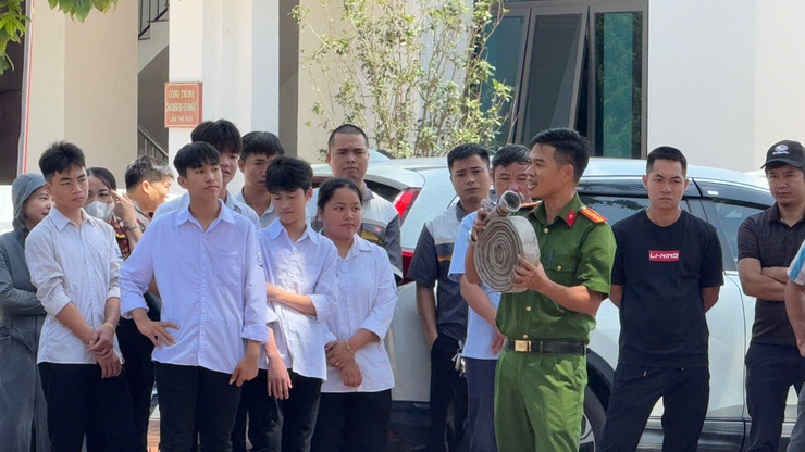 Tam Hưng nâng cao nhận thức, kỹ năng PCCC&CNCH lan tỏa trách nhiệm, vì sự an toàn cộng đồng- Ảnh 5.