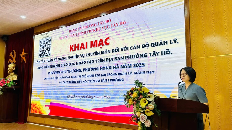 Tây Hồ: Tập huấn ứng dụng công nghệ trí tuệ nhân tạo (AI) trong công tác quản lý và giảng dạy- Ảnh 2.