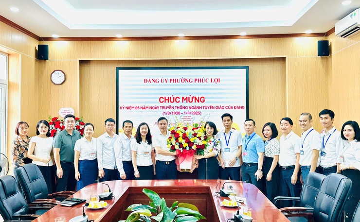 Gặp mặt kỷ niệm 95 năm Ngày truyền thống ngành Tuyên giáo của Đảng - Ảnh 2.
