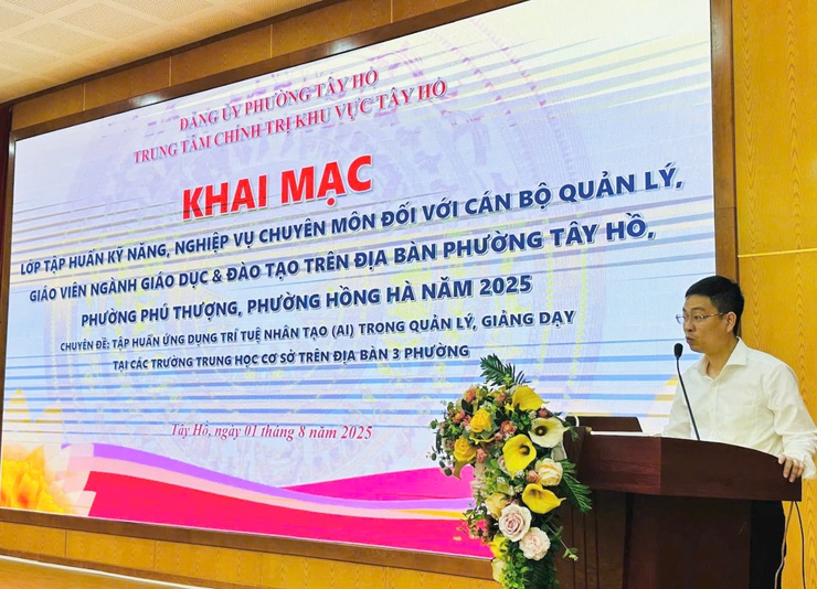 Tây Hồ: Tập huấn ứng dụng công nghệ trí tuệ nhân tạo (AI) trong công tác quản lý và giảng dạy- Ảnh 1.