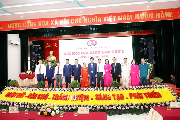 Ngày làm việc thứ nhất Đại hội đại biểu Đảng bộ xã Thiên Lộc lần thứ Nhất, nhiệm kỳ 2025 - 2030- Ảnh 12.