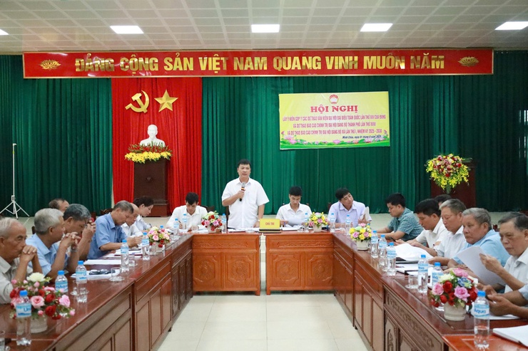 Ủy ban MTTQ Việt Nam xã Minh Châu tổ chức hội nghị lấy ý kiến góp ý vào các dự thảo văn kiện Đại hội Đảng các cấp- Ảnh 1.