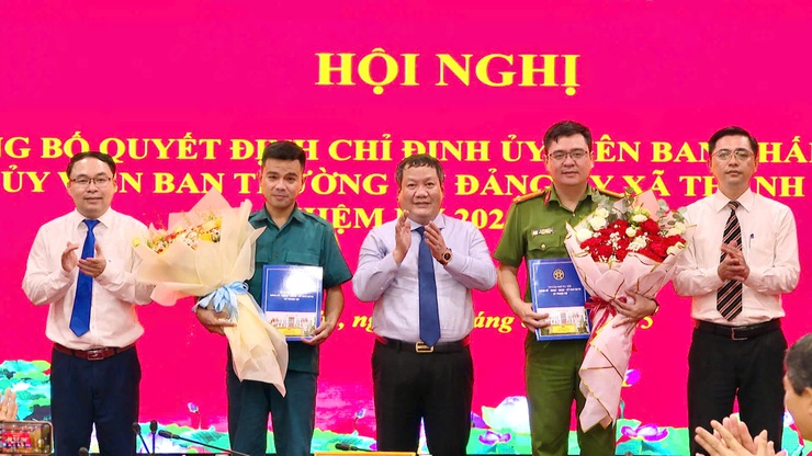 Xã Thanh Trì: Công bố Quyết định chỉ định Ủy viên Ban Chấp hành, Ủy viên Ban Thường vụ Đảng ủy xã nhiệm kỳ 2025 - 2030- Ảnh 7.