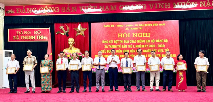 Xã Thanh Trì: Chung sức – Đồng lòng tổ chức thành công Đại hội Đảng bộ xã Thanh Trì lần thứ I, nhiệm kỳ 2025 - 2030 và phong trào thi đua yêu nước lan tỏa mạnh mẽ năm 2025.- Ảnh 8.