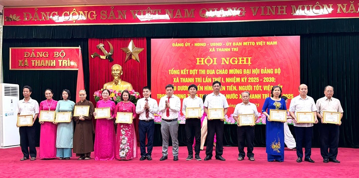 Xã Thanh Trì: Chung sức – Đồng lòng tổ chức thành công Đại hội Đảng bộ xã Thanh Trì lần thứ I, nhiệm kỳ 2025 - 2030 và phong trào thi đua yêu nước lan tỏa mạnh mẽ năm 2025.- Ảnh 9.