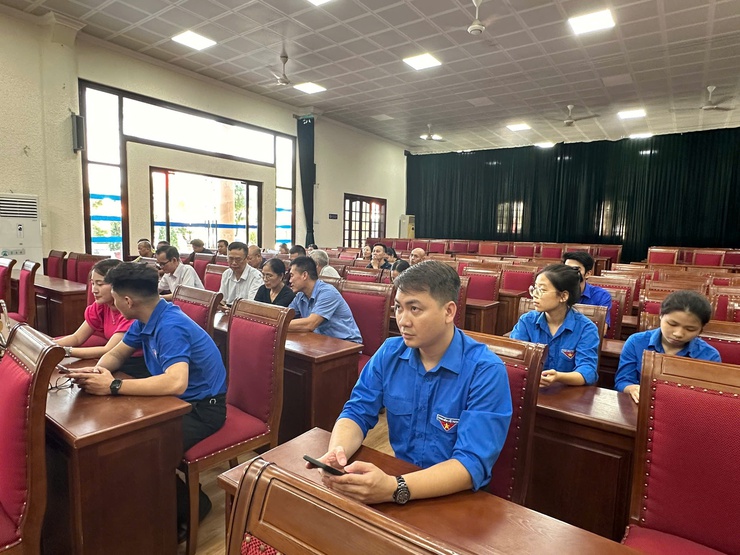 Xã Thanh Trì: Tập huấn hướng dẫn sử dụng các nền tảng số cho 25 Tổ chuyển đổi số cộng đồng- Ảnh 11.