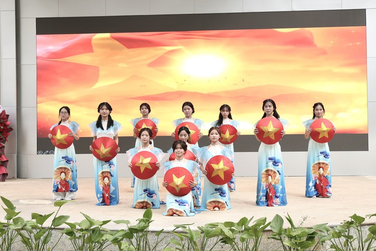 Trường THCS Thư Lâm tổ chức chương trình Chào đón học sinh lớp 6 năm học 2025-2026- Ảnh 15.