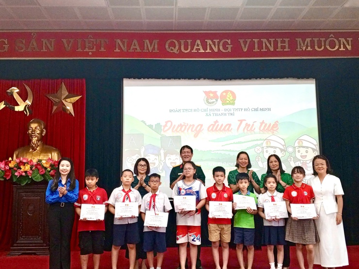 XÃ THANH TRÌ: ẤN TƯỢNG CUỘC THI “ĐƯỜNG ĐUA TRÍ TUỆ” - CHIẾN DỊCH THANH NIÊN TÌNH NGUYỆN HÈ 2025 - Ảnh 8.