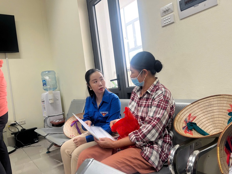 Chuyển đổi số ở xã Thanh Trì: Thấu hiểu để "chạm đến" người dân- Ảnh 1.