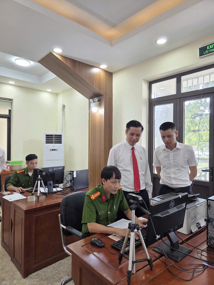 Xã Bình Minh phấn đấu hoàn thành việc  đổi thẻ Đảng viên trước ngày 15/8/2025- Ảnh 1.