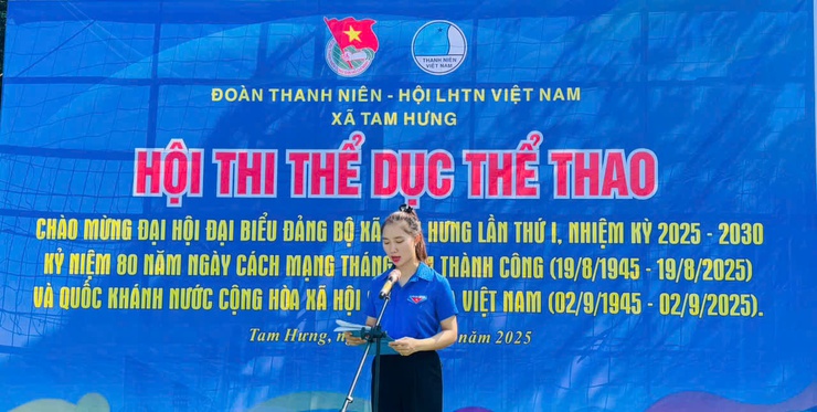 Tam Hưng: Sôi nổi hội thi Thể dục thể thao và khánh thành Công trình thanh niên chào mừng Đại hội Đảng bộ xã lần thứ I- Ảnh 3.
