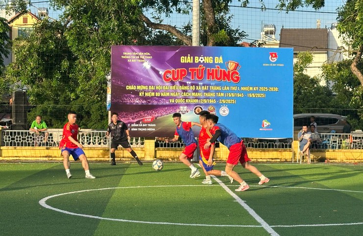 Khai mạc giải bóng đá chào mừng Đại hội đại biểu Đảng bộ xã Bát Tràng lần thứ I, nhiệm kỳ 2025-2030- Ảnh 5.