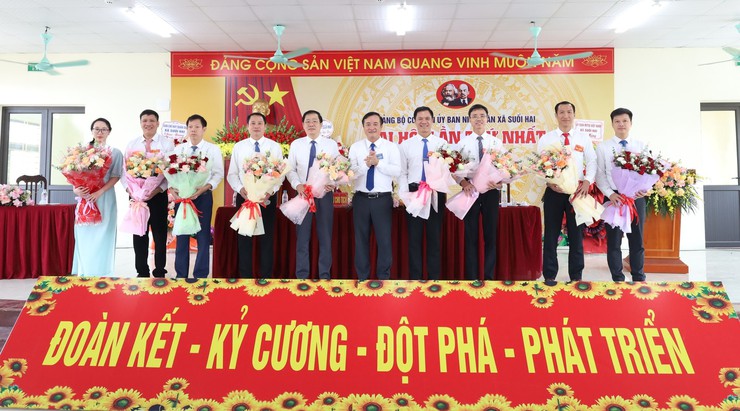 Đại hội đại biểu Đảng bộ xã Suối Hai lần thứ I, nhiệm kỳ 2025-2030: Giữ gìn bản sắc văn hóa và nâng cao chất lượng cuộc sống nhân dân- Ảnh 1.