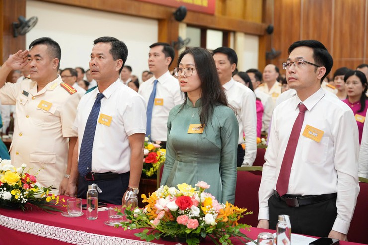 PHIÊN TRÙ BỊ ĐẠI HỘI ĐẠI BIỂU ĐẢNG BỘ PHƯỜNG HỒNG HÀ LẦN THỨ I, NHIỆM KỲ 2025–2030 DIỄN RA TRANG TRỌNG, NGHIÊM TÚC, HIỆU QUẢ- Ảnh 3.
