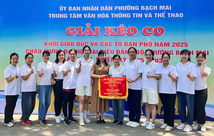 Phường Bạch Mai: 400 vận động viên sôi nổi tranh tài tại Giải kéo co khối giáo dục và tổ dân phố- Ảnh 3.