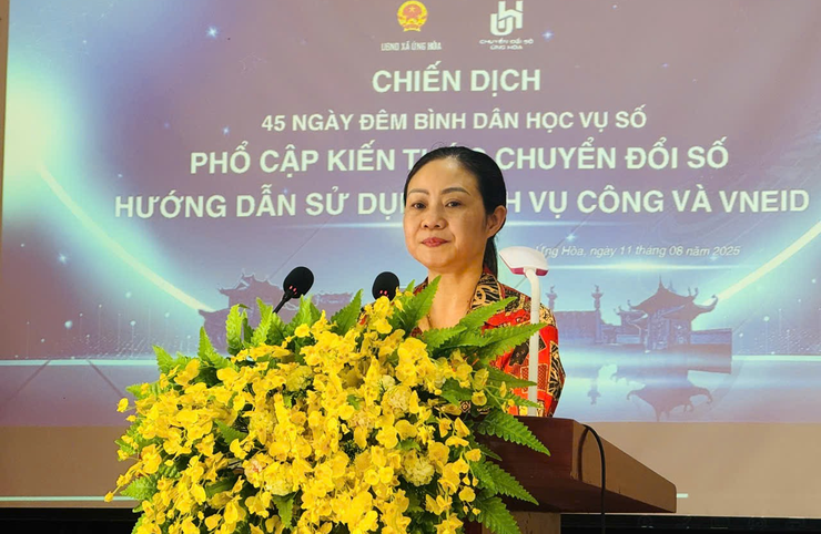 XÃ ỨNG HÒA TRIỂN KHAI MÔ HÌNH “BÌNH DÂN HỌC VỤ SỐ LƯU ĐỘNG” THÚC ĐẨY CHUYỂN ĐỔI SỐ- Ảnh 1.