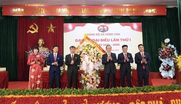 Đại hội đại biểu Đảng bộ xã Hồng Vân lần thứ I, nhiệm kỳ 2025 – 2030. Đại hội đánh dấu bước chuyển mình lịch sử của địa phương- Ảnh 1.