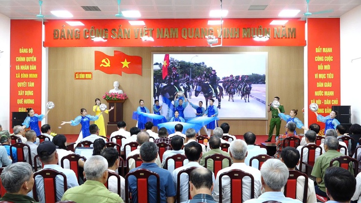 Xã Bình Minh tổ chức kỷ niệm 80 năm ngày truyền thống Công an Nhân dân và 20 năm Ngày hội Toàn dân bảo vệ an ninh Tổ Quốc- Ảnh 2.