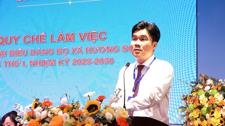 Khai mạc phiên trù bị Đại hội Đại biểu Đảng bộ xã Hương Sơn lần thứ I
    
- Ảnh 7.
