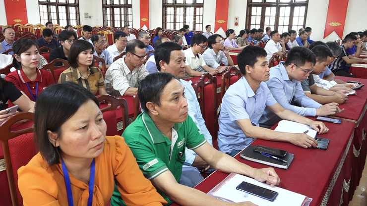 Xã Vật Lại phát động Chiến dịch "45 ngày đêm ra quân hỗ trợ hoạt động chuyển đổi số trong giai đoạn đầu vận hành mô hình chính quyền địa phương hai cấp" trên địa bàn xã Vật Lại- Ảnh 6.