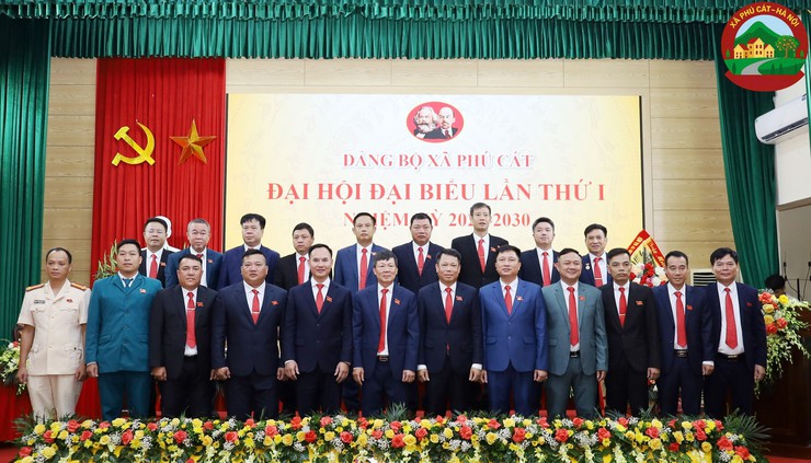 Đại hội Đảng bộ xã Phú Cát lần thứ I: Quyết tâm xây dựng xã giàu đẹp, văn minh- Ảnh 11.