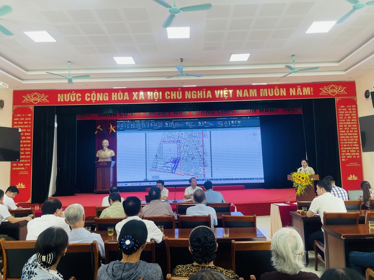Xã Thiên Lộc tổ chức hội nghị làm việc với các hộ dân nằm trong phạm vi tuyến đường từ đường Thiên Biểu đến trường Tiểu học Thăng Long- Ảnh 3.