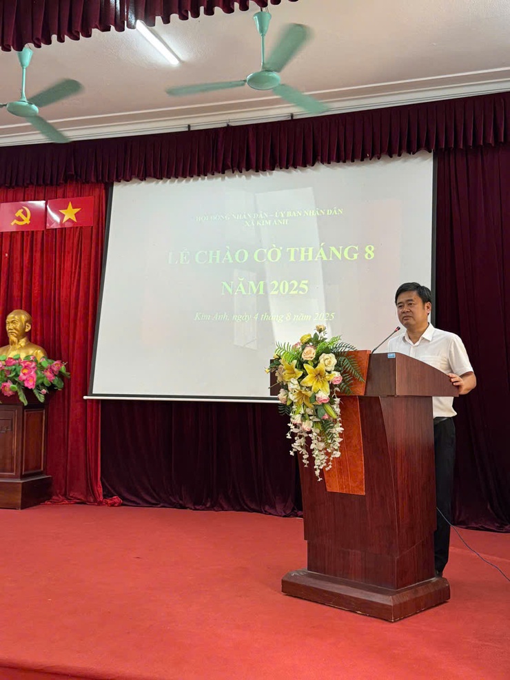 HĐND- UBND: xã Kim Anh Tổ chức Lễ chào cờ tháng 8 năm 2025.- Ảnh 3.
