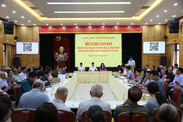  Phường Hoàn Kiếm tổ chức hội nghị giao ban với các Tổ dân phố trên địa bàn.- Ảnh 13.