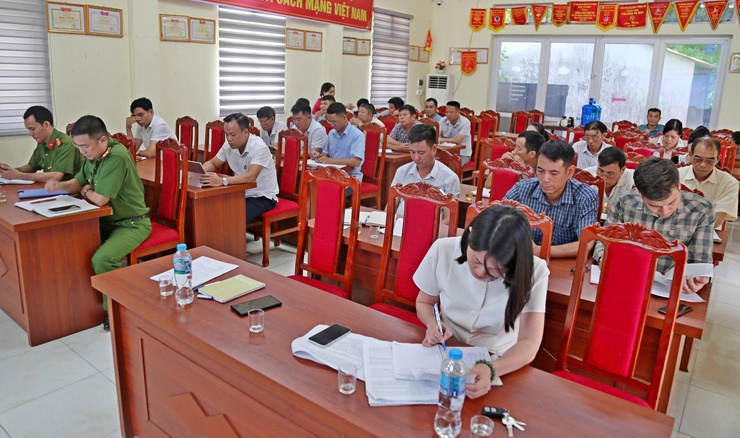 Xã Đoài Phương công bố Quyết định thành lập Ban chỉ đạo 197; triển khai kế hoạch ra quân tuyên truyền bảo đảm trật tự an toàn giao thông, trật tự đô thị, trật tự công cộng, vệ sinh môi trường - Ảnh 1.
