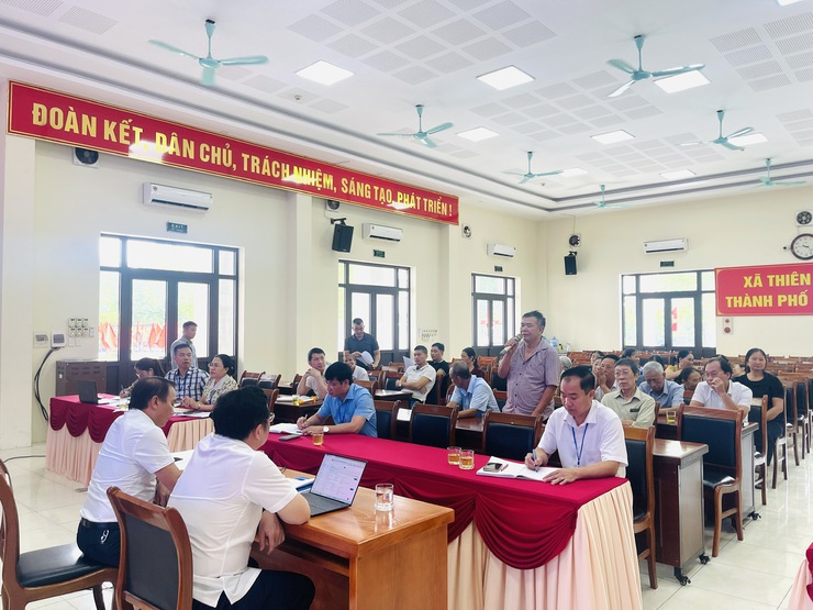 Xã Thiên Lộc tổ chức hội nghị làm việc với các hộ dân nằm trong phạm vi tuyến đường từ đường Thiên Biểu đến trường Tiểu học Thăng Long- Ảnh 4.