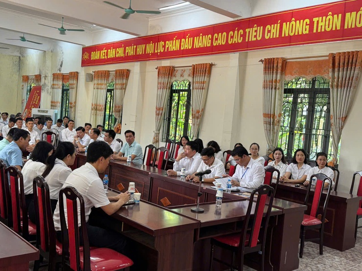 HĐND- UBND: xã Kim Anh Tổ chức Lễ chào cờ tháng 8 năm 2025.- Ảnh 4.
