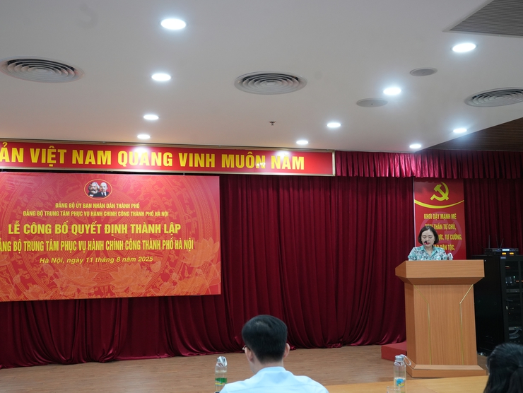 Công bố Quyết định thành lập Đảng bộ Trung tâm Phục vụ hành chính công thành phố Hà Nội- Ảnh 1.