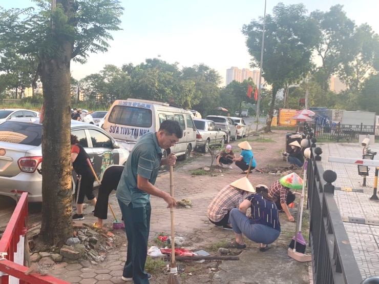 Triển khai tổ chức chiến dịch vệ sinh môi trường,  phòng, chống sốt xuất huyết trên địa bàn phường Kiến Hưng 6 tháng cuối năm 2025- Ảnh 1.
