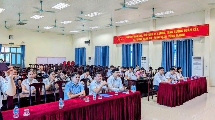 Cùng Tam Hưng gìn giữ môi trường xanh- Ảnh 1.