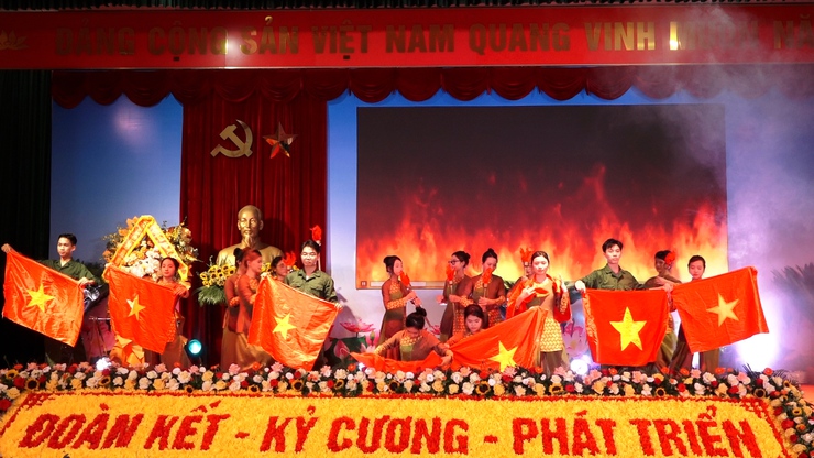 Đảng bộ xã Hương Sơn tổ chức thành công Đại hội Đảng bộ xã lần thứ I, nhiệm kỳ 2025- 2030- Ảnh 3.