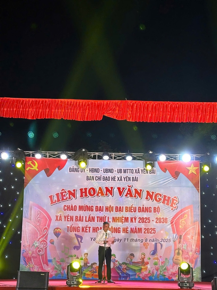 Chương trình liên hoan văn nghệ chào mừng Đại hội Đại biểu Đảng bộ xã Yên Bài  lần thứ I, nhiệm kỳ 2025-2030 và tổng kết hoạt động hè năm 2025.- Ảnh 2.