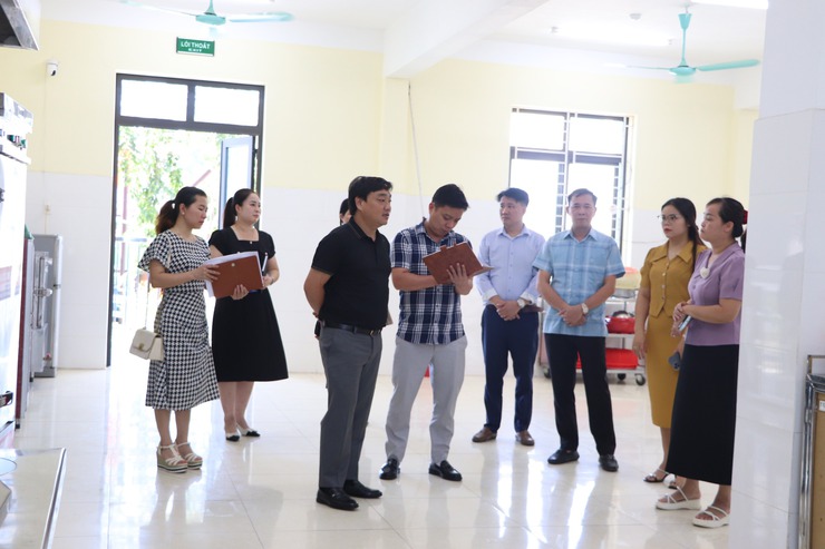 Bất Bạt: Khảo sát bếp ăn bán trú các trường mầm non công lập trước thềm năm học mới- Ảnh 4.
