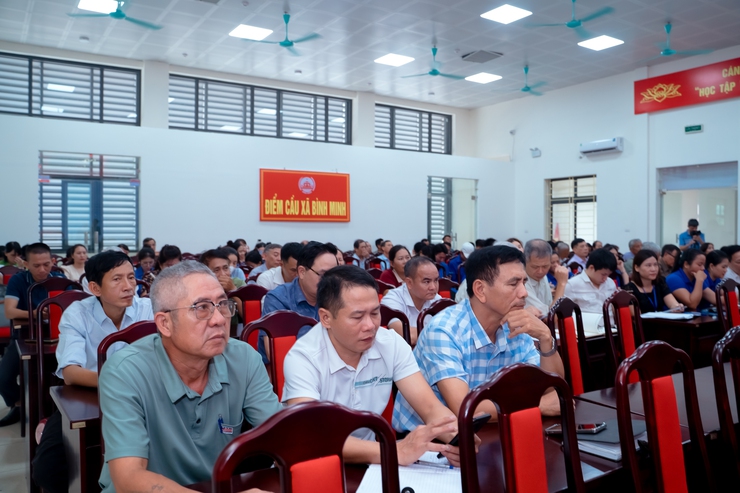 "Bình dân học vụ số": sức mạnh cộng đồng thúc đẩy chuyển đổi số ở Bình Minh- Ảnh 7.