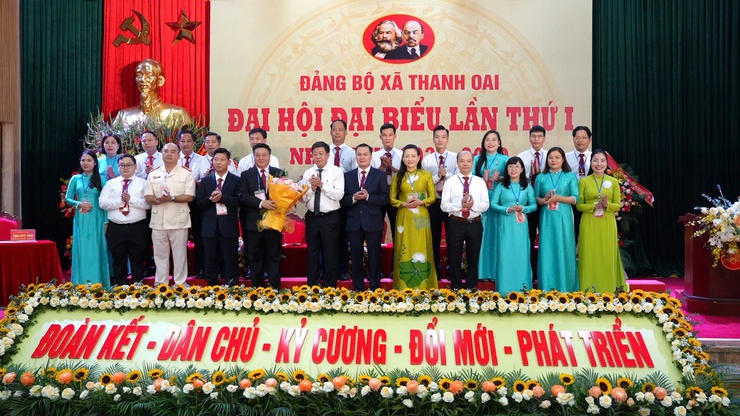 Đại hội đại biểu Đảng bộ xã Thanh Oai lần thứ I, nhiệm kỳ 2025 -2030: Khơi dậy khát vọng, vững vàng bước vào kỷ nguyên mới- Ảnh 14.