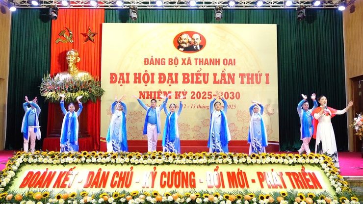 Đại hội đại biểu Đảng bộ xã Thanh Oai lần thứ I, nhiệm kỳ 2025 -2030: Khơi dậy khát vọng, vững vàng bước vào kỷ nguyên mới- Ảnh 2.