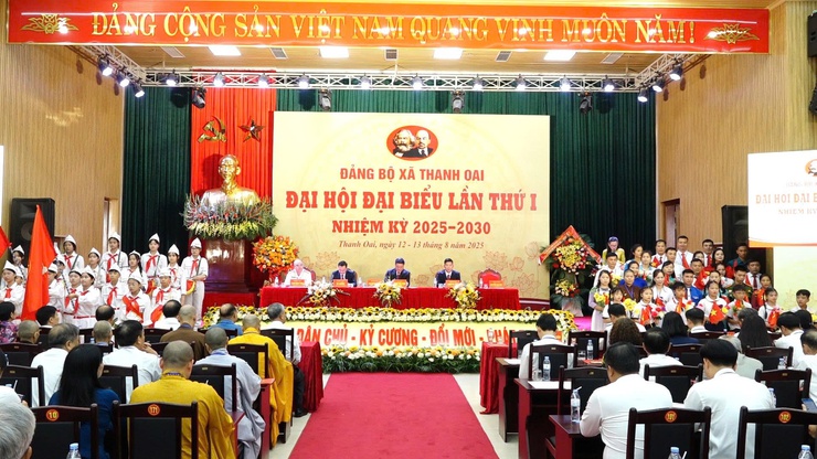 Đại hội đại biểu Đảng bộ xã Thanh Oai lần thứ I, nhiệm kỳ 2025 -2030: Khơi dậy khát vọng, vững vàng bước vào kỷ nguyên mới- Ảnh 8.